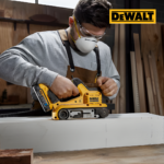 เครื่องขัดกระดาษทรายสายพานไร้สาย DCW220N-XJ (เฉพาะเครื่อง) DEWALT - Image 4